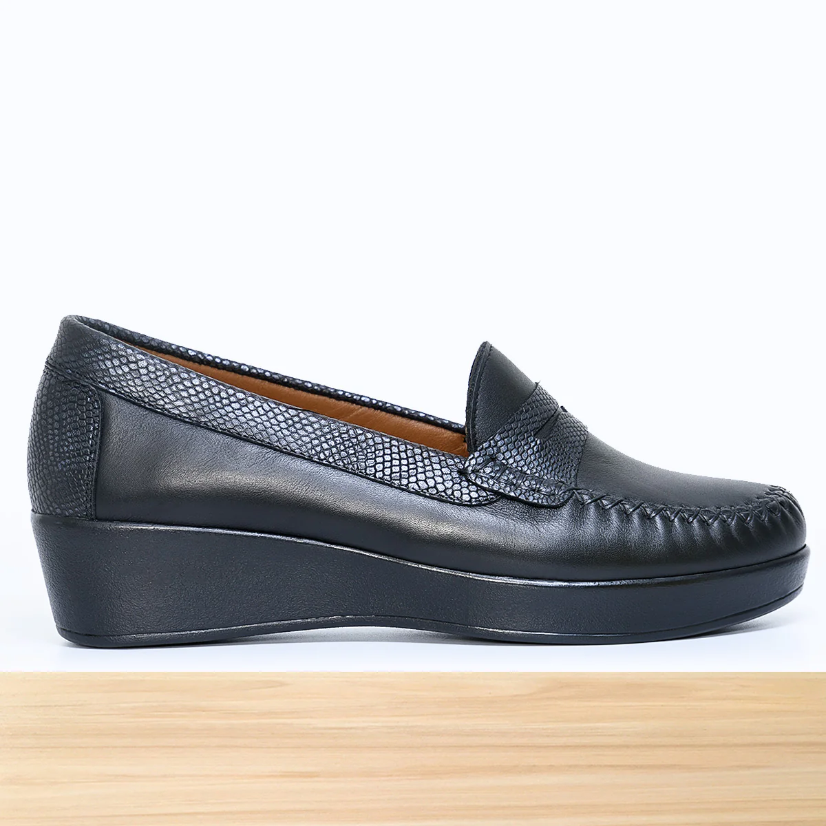 011f Kamita Cuir Noir