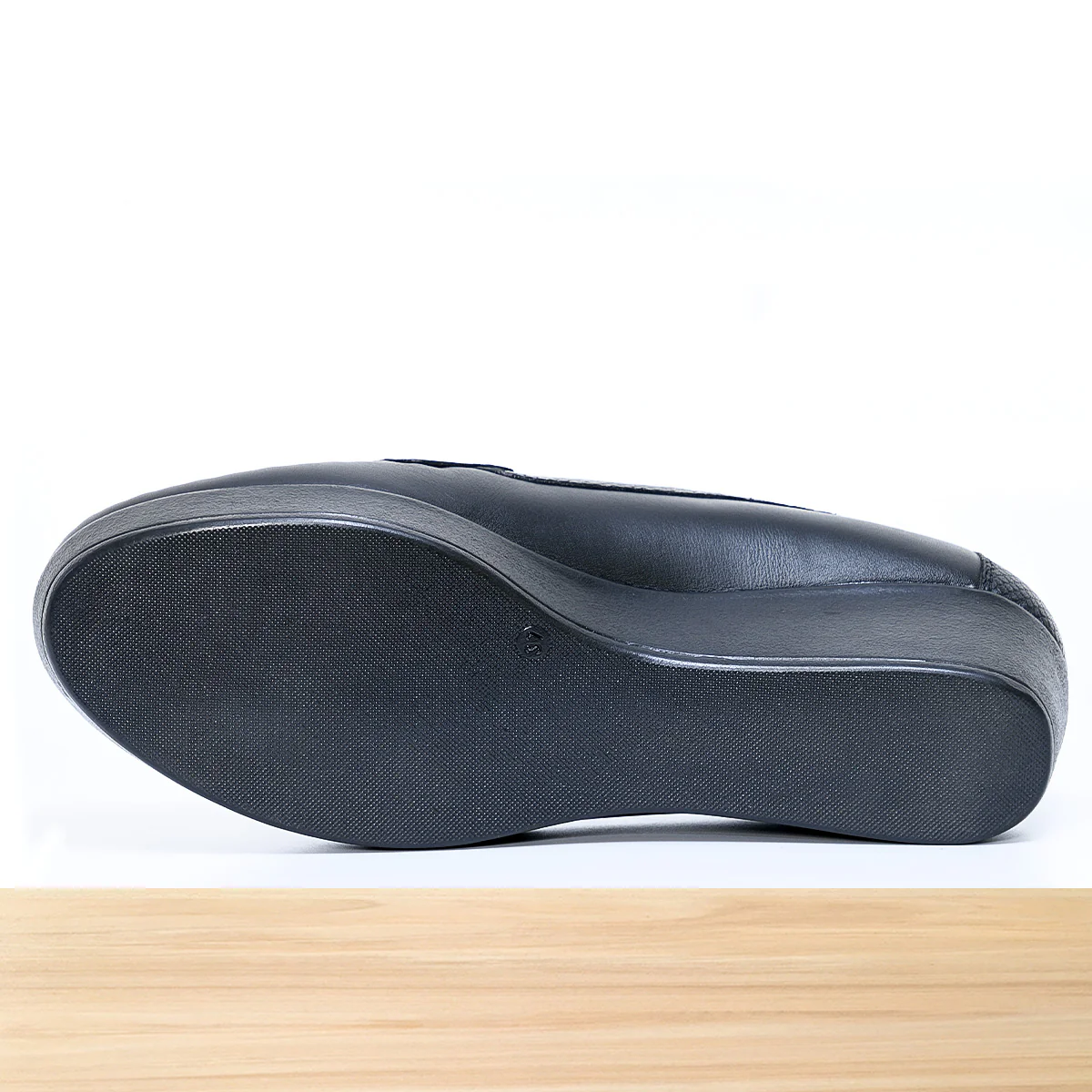 011f Kamita Cuir Noir – Image 5