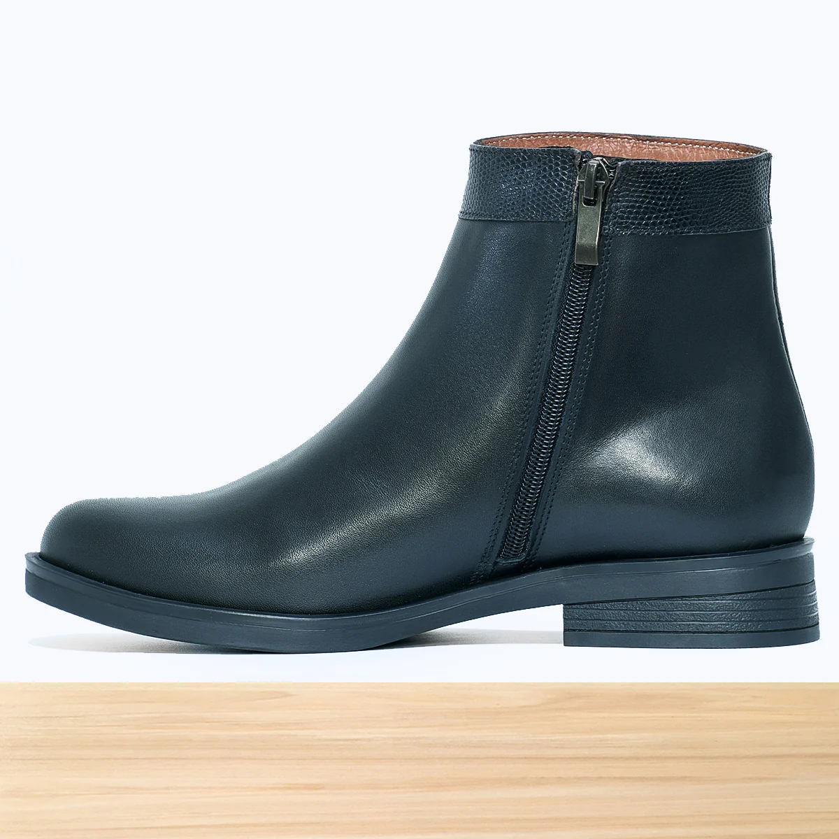 049F Orlea Cuir Noir NV – Image 4