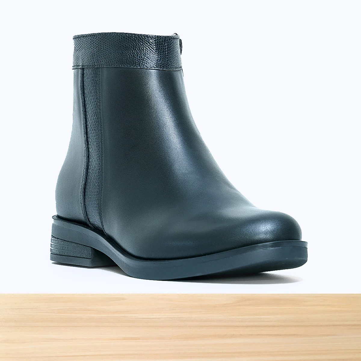 049F Orlea Cuir Noir NV – Image 5