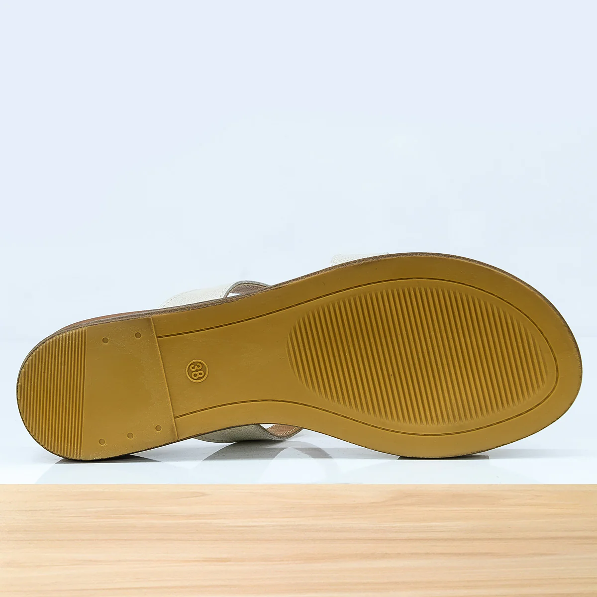 415f Orelle en Cuir Noir – Image 6