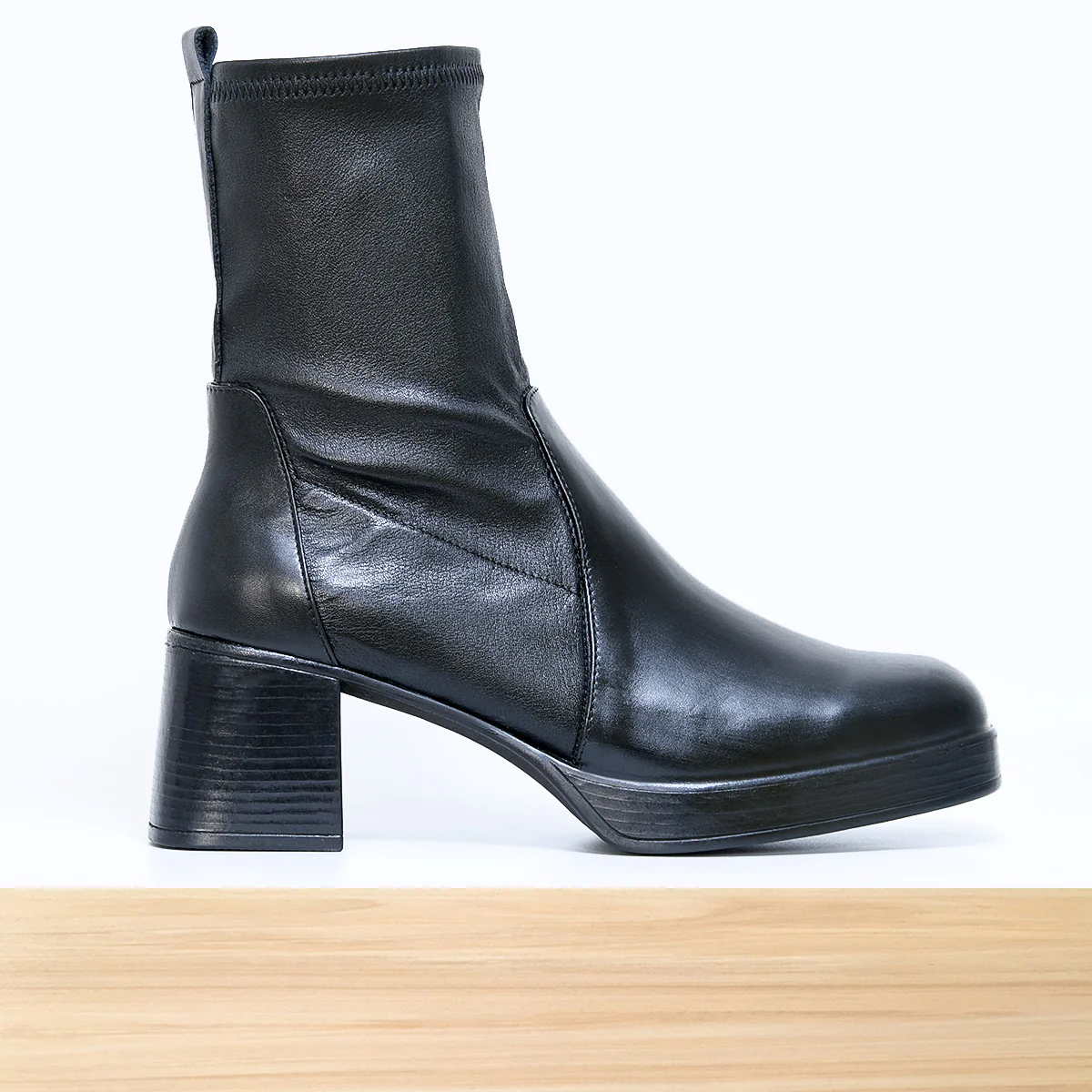 026F Tivra Cuir Noir – Image 2