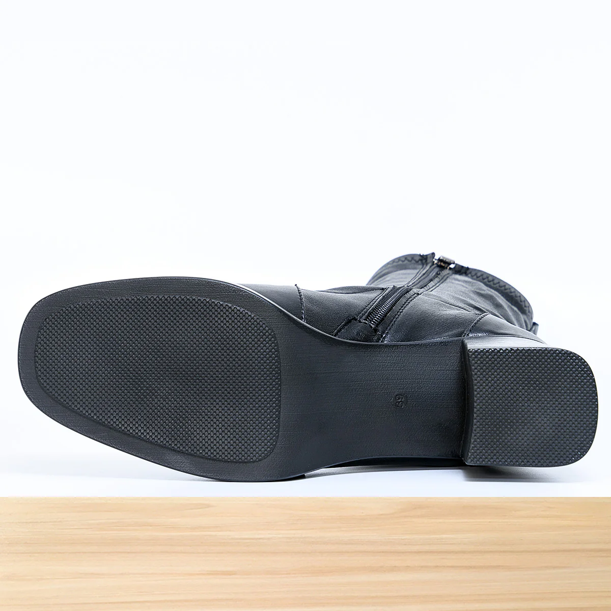 026F Tivra Cuir Noir – Image 8