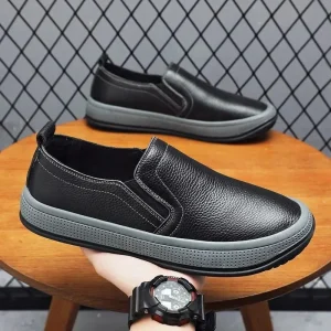 MOCASSINS EN CUIR NOIR-BN