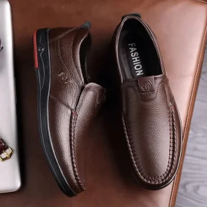 MOCASSINS EN CUIR CLASSIQUE