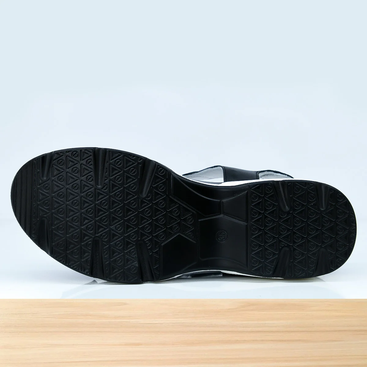 036f Siena Noir – Image 6